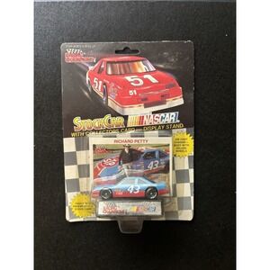 1992 Racing Champions Diecast NASCAR Richard Petty #43